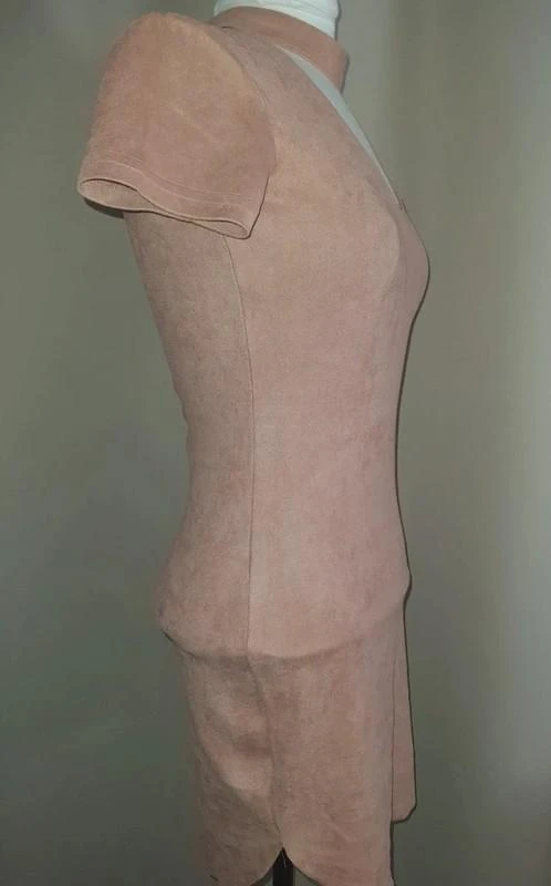 Vestido curto rosa claro com gola redonda 38 - M – photo 5